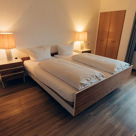 Gasthof Hotel Zur Post Egloffstein Buitenkant foto