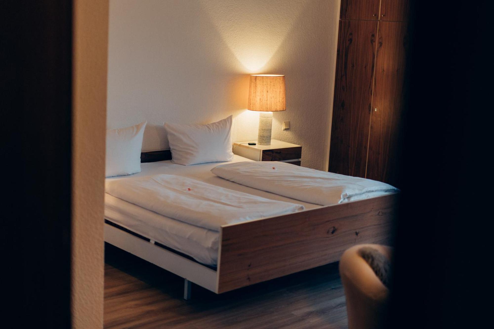Gasthof Hotel Zur Post Egloffstein Buitenkant foto